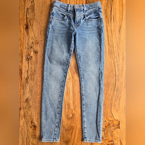 Express Mid Rise Skinny Jeans Size: 0R - Picture 4 of 5